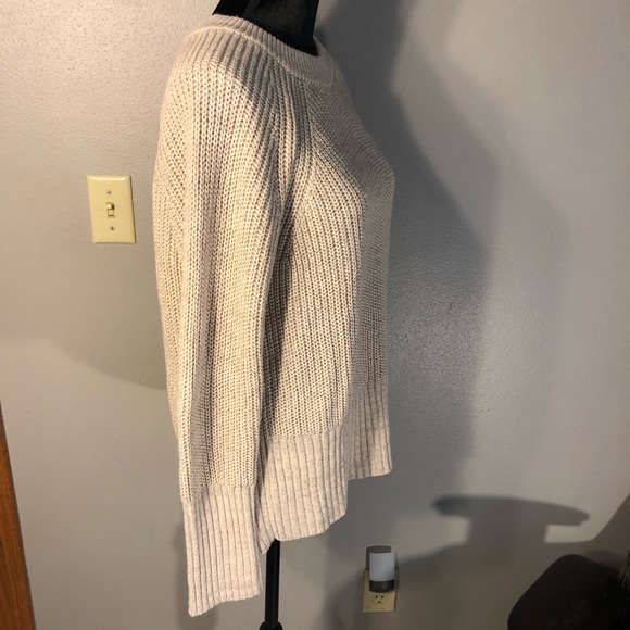 Universal Thread Beige Crewneck Sweater - Picture 4 of 9